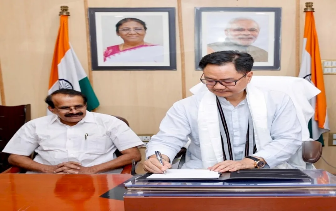 Cabinet-Minister-Kiren-Rijiju-Assumes-Charge-Of-Ministry-Of-Minority-Affairs