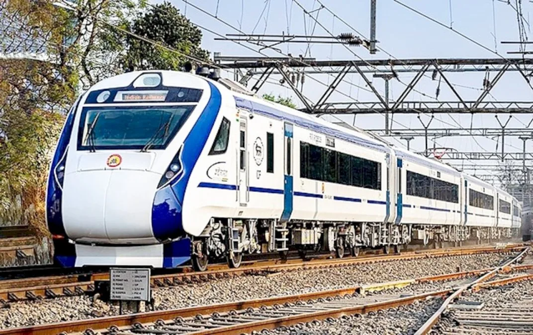 Trial-Run-Of-Vande-Bharat-Sleeper-Class-Train-To-Start-In-Next-2-Months  