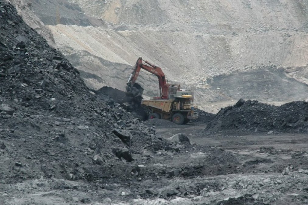 Govt-To-Launch-10Th-Round-Of-Commercial-Coal-Block-Auction,-Offers-60-Blocks-Across-Multiple-States