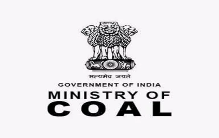 Coal-Ministry-Reviews-Status-Of-Captive-And-Commercial-Coal-Mines